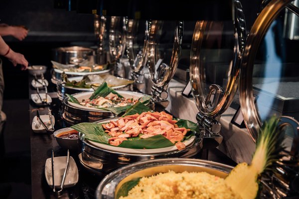 What are cost-effective ways to renovate a small UK kitchen?